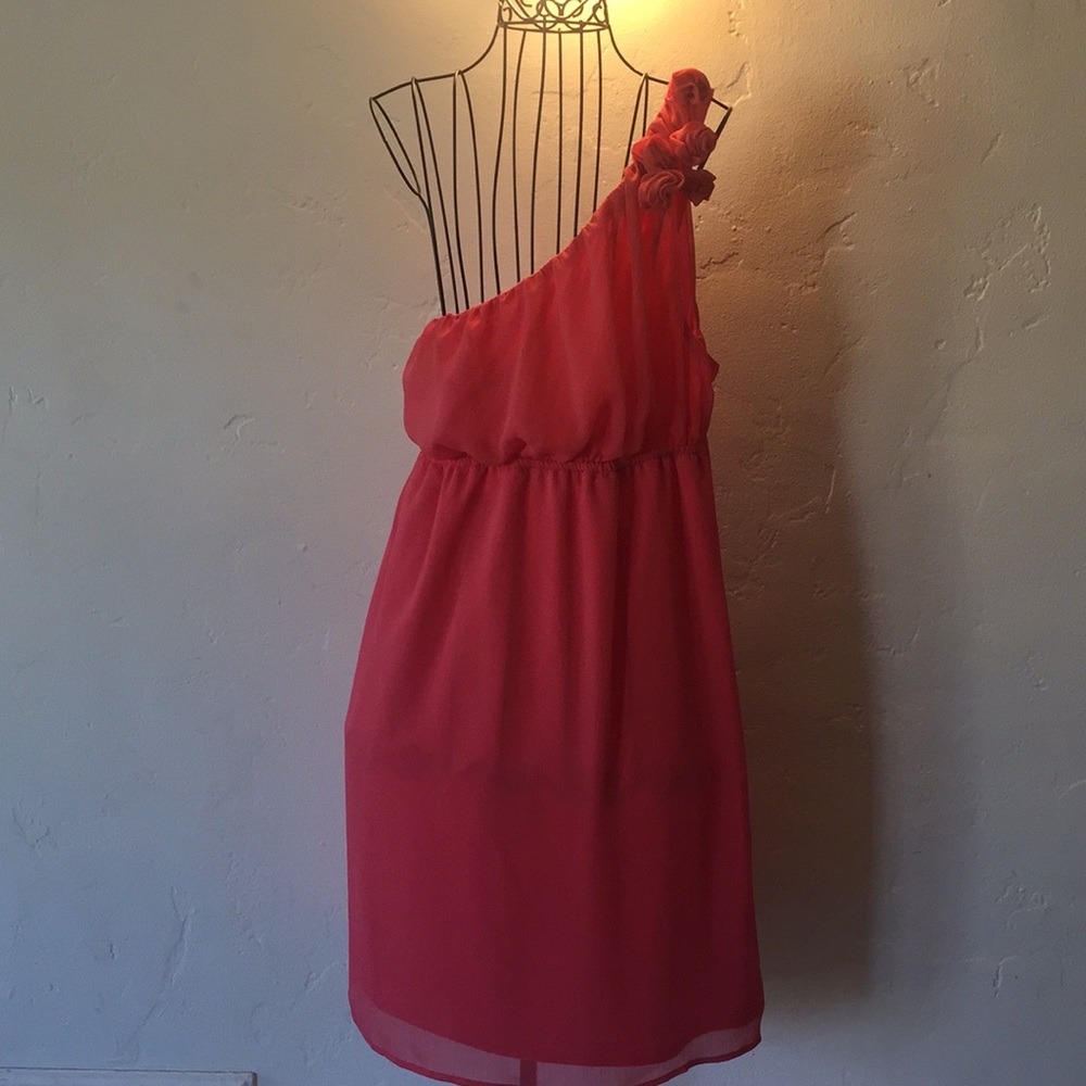 One-shouldered coral dress